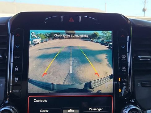 Used 2021 RAM 1500 Big Horn AWD/4WD image 19