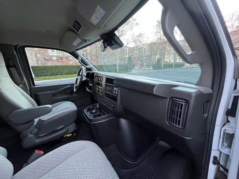 Used 2023 Chevrolet Express 3500 LT w/ LT Preferred Equipment Group image 24