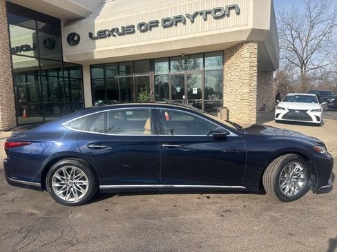Used 2022 Lexus LS 500 AWD image 2