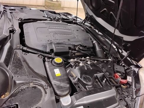 Used 2014 Jaguar F-TYPE S image 10