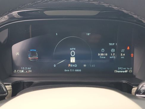 New 2026 Lincoln Corsair Premiere image 17