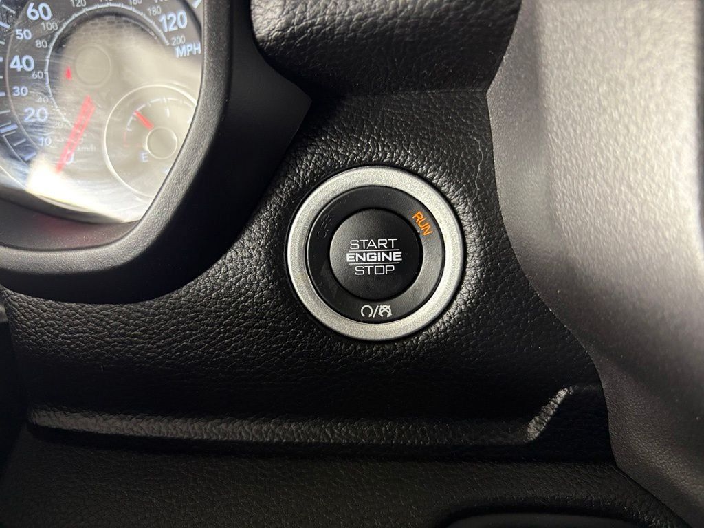 Used 2025 RAM 1500 Big Horn AWD/4WD image 23