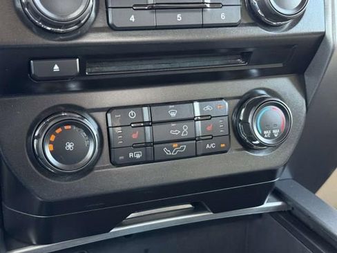Used 2017 Ford F150 XLT w/ Equipment Group 302A Luxury AWD/4WD image 27