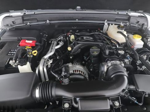 Used 2023 Jeep Wrangler Sport S w/ Cold Weather Group image 15