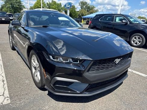 Used 2024 Ford Mustang Coupe RWD image 13