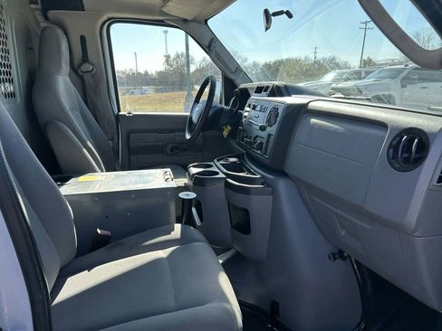 Used 2011 Ford E-250 and Econoline 250 w/ PWR Group image 21
