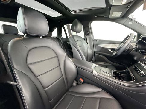 Used 2021 Mercedes-Benz GLC 300 image 41