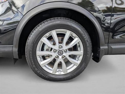 Certified 2022 Nissan Rogue Sport S image 23