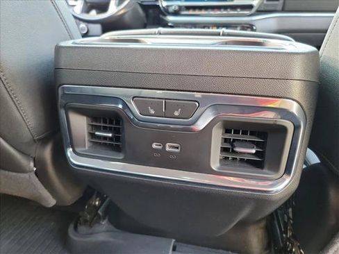 Used 2022 Chevrolet Silverado 1500 LTZ w/ LTZ Premium Texas Edition AWD/4WD image 15