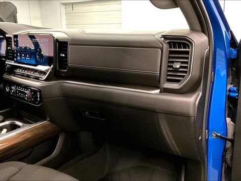 Used 2024 Chevrolet Silverado 1500 RST w/ Protection Package AWD/4WD image 19
