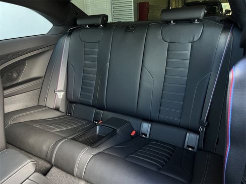 Used 2025 BMW M2 w/ Lighting Package image 32