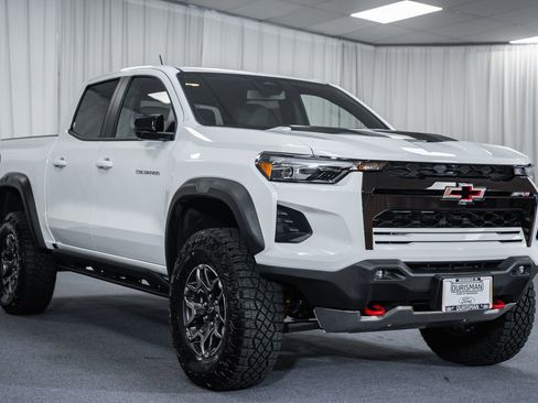 Used 2026 Chevrolet Colorado ZR2 image 1