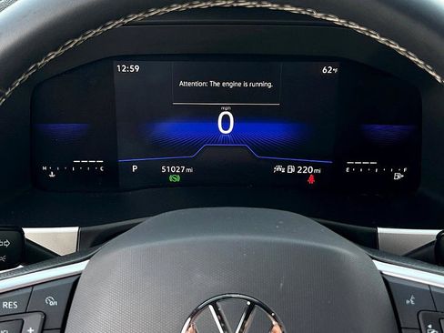 Used 2023 Volkswagen Atlas Cross Sport SE image 14