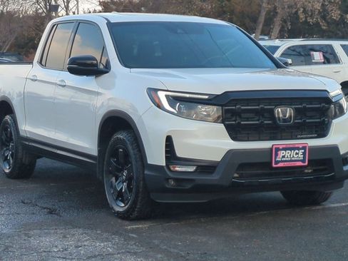 Used 2024 Honda Ridgeline Black Edition image 3