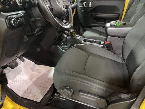 Used 2021 Jeep Wrangler Unlimited Sport image 9