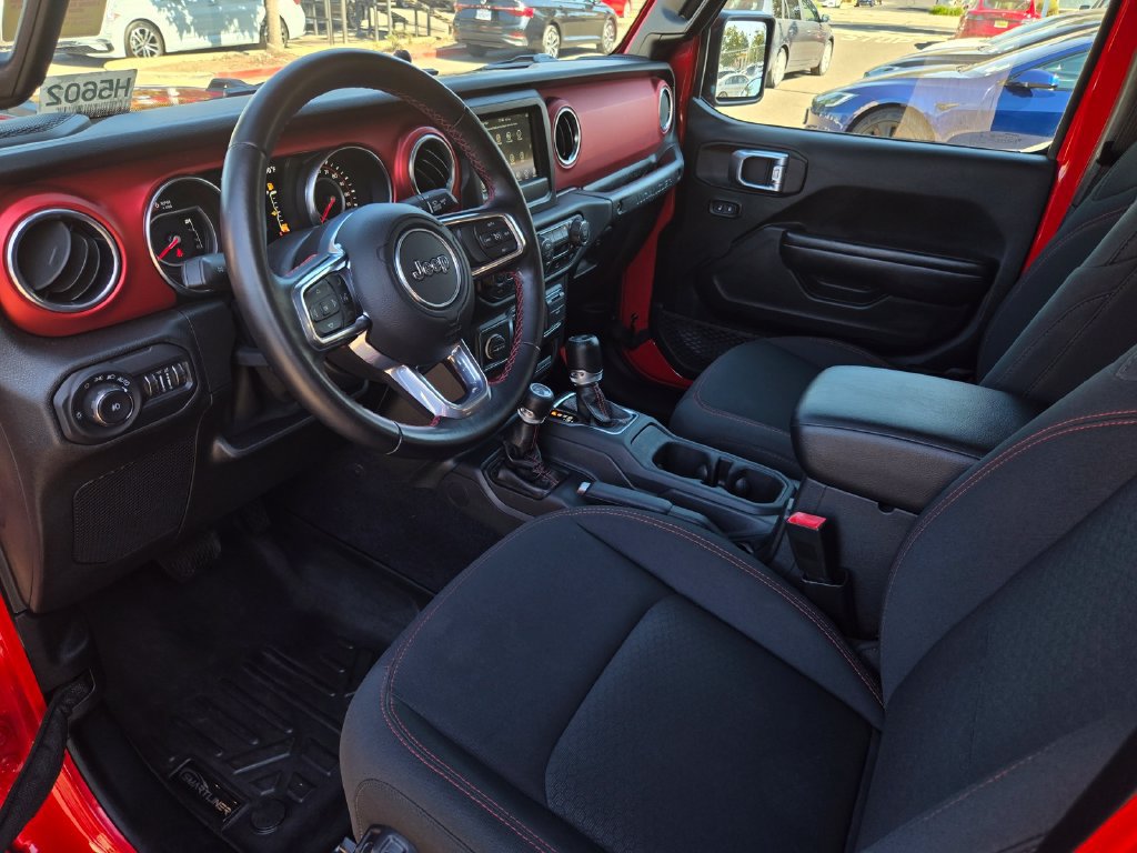 Used 2021 Jeep Wrangler Unlimited Rubicon AWD/4WD image 14