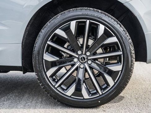 New 2026 Volvo XC60 B5 Ultra w/ Protection Package Premier image 19