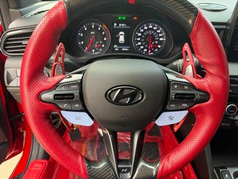 Used 2022 Hyundai Veloster N FWD image 13