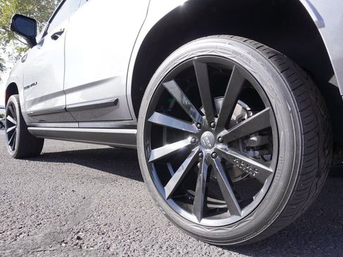 Certified 2021 GMC Yukon Denali w/ Denali Premium Package image 6