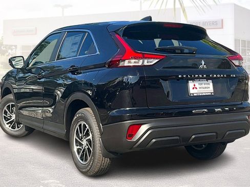 New 2026 Mitsubishi Eclipse Cross ES image 3