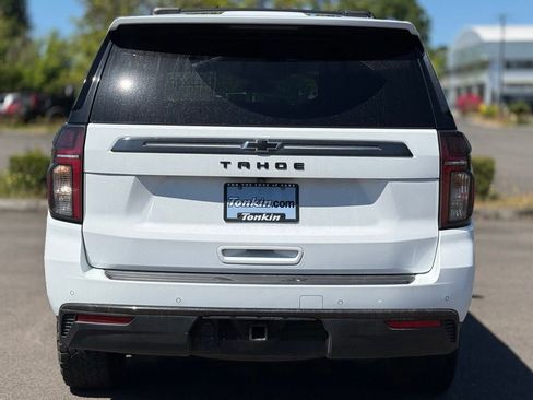 Used 2021 Chevrolet Tahoe Z71 w/ Luxury Package AWD/4WD image 4