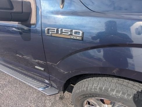 Used 2015 Ford F150 XLT w/ Equipment Group 302A Luxury AWD/4WD image 13