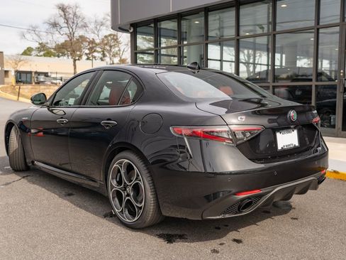 New 2025 Alfa Romeo Giulia w/ Veloce Package Rwd image 5