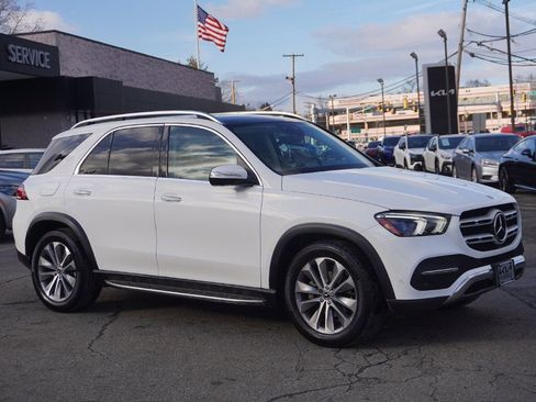 Used 2022 Mercedes-Benz GLE 350 4MATIC image 2