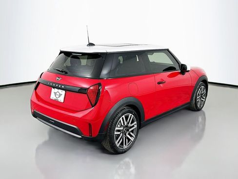 Certified 2025 MINI Cooper 2-Door Hardtop image 5