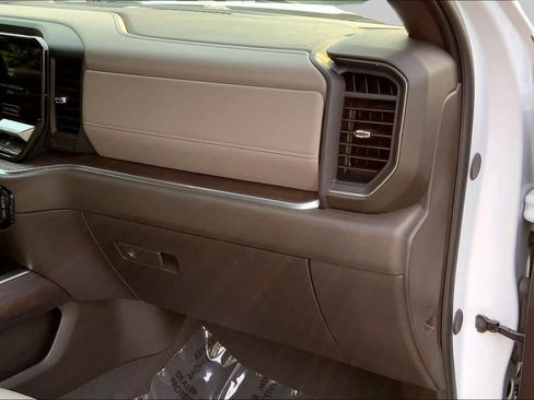 Used 2026 GMC Sierra 1500 SLT w/ SLT Premium Plus Package AWD/4WD image 18