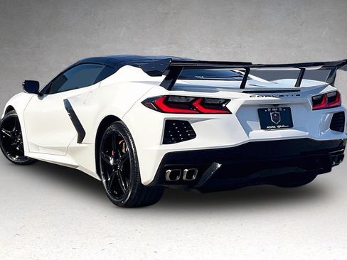Used 2023 Chevrolet Corvette Stingray Coupe w/ Z51 Performance Package RWD image 30
