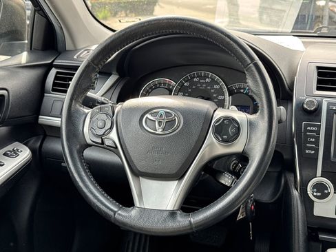 Used 2014 Toyota Camry SE image 13