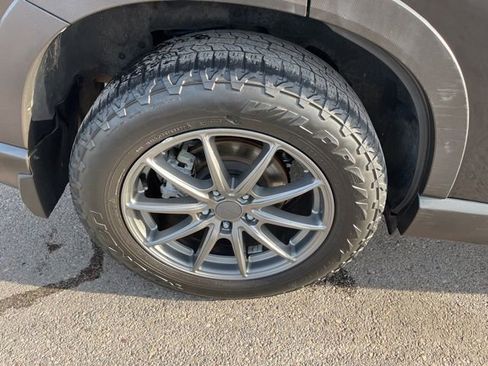 Used 2022 Subaru Forester Premium w/ Popular Package #1 image 17