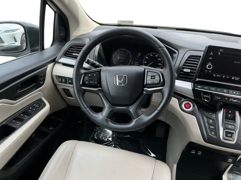 Used 2025 Honda Odyssey EX-L image 10