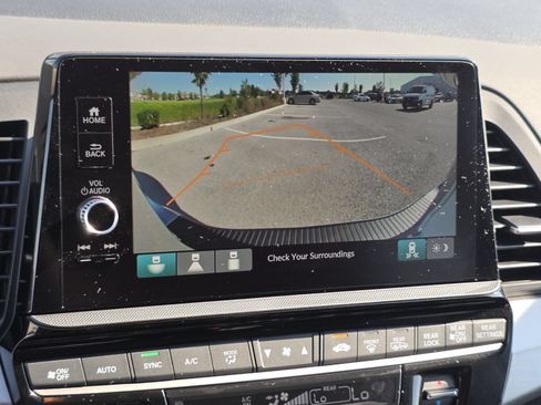 Certified 2026 Honda Odyssey EX-L image 4