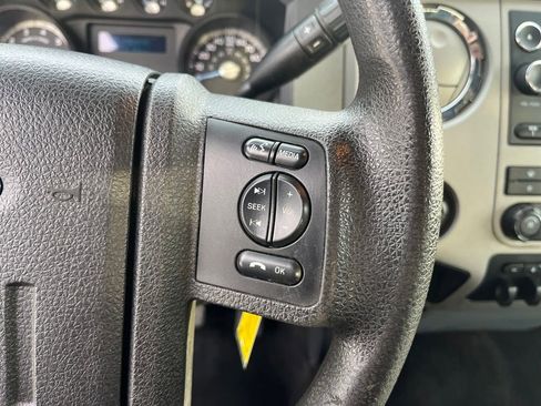 Used 2015 Ford F250 XLT w/ Snow Plow Prep Package image 17