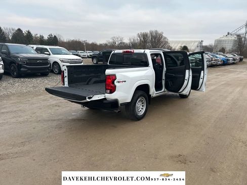 Used 2025 Chevrolet Colorado W/T image 24