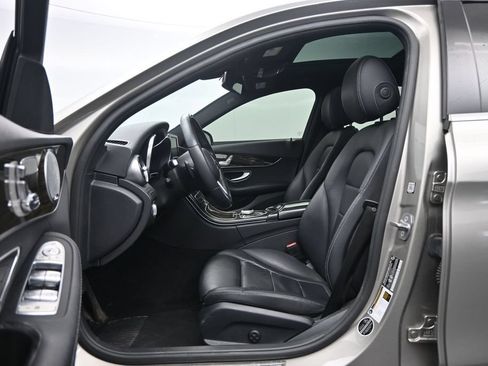 Used 2019 Mercedes-Benz C 300 4MATIC Sedan w/ Premium Package image 22