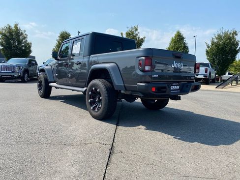 Used 2021 Jeep Gladiator Overland w/ Popular Equipment Package AWD/4WD image 11