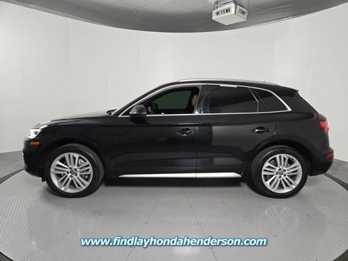Used 2019 Audi Q5 2.0T Premium Plus w/ Premium Plus Package AWD/4WD image 3
