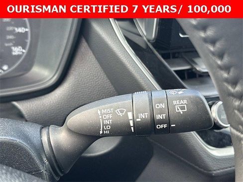 Used 2024 Toyota Corolla Cross LE image 27