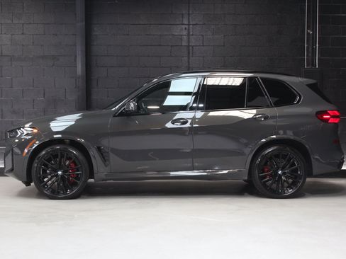 Used 2025 BMW X5 xDrive40i w/ M Sport Package AWD/4WD image 3