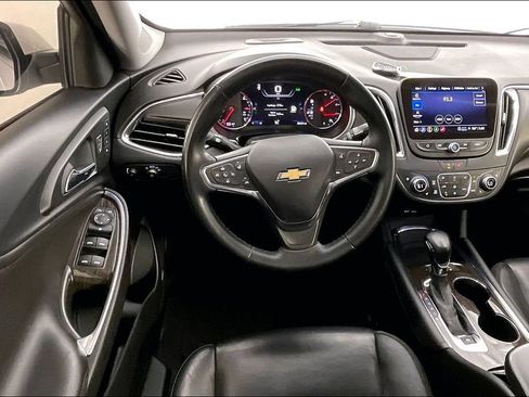 Used 2024 Chevrolet Malibu LT FWD image 8
