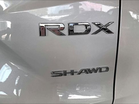 Used 2025 Acura RDX SH-AWD w/ Technology Package image 29
