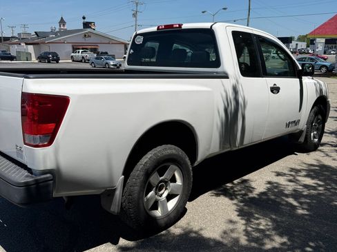 Used 2005 Nissan Titan XE AWD/4WD image 10