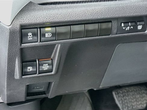 Certified 2025 Toyota Sienna XSE AWD/4WD image 10