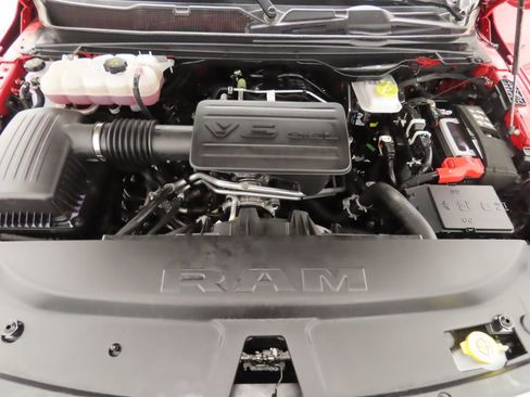 Used 2025 RAM 1500 Big Horn image 27