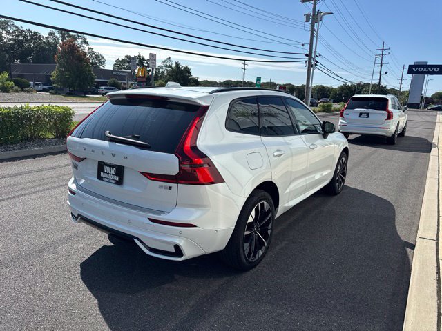 Certified 2026 Volvo XC60 B5 Plus AWD/4WD image 5