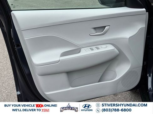 New 2026 Hyundai Kona SE image 20