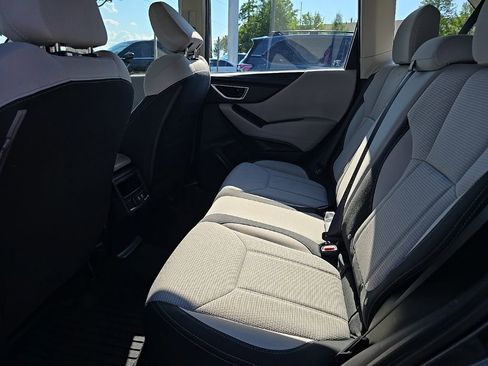 Used 2022 Subaru Forester AWD/4WD image 28